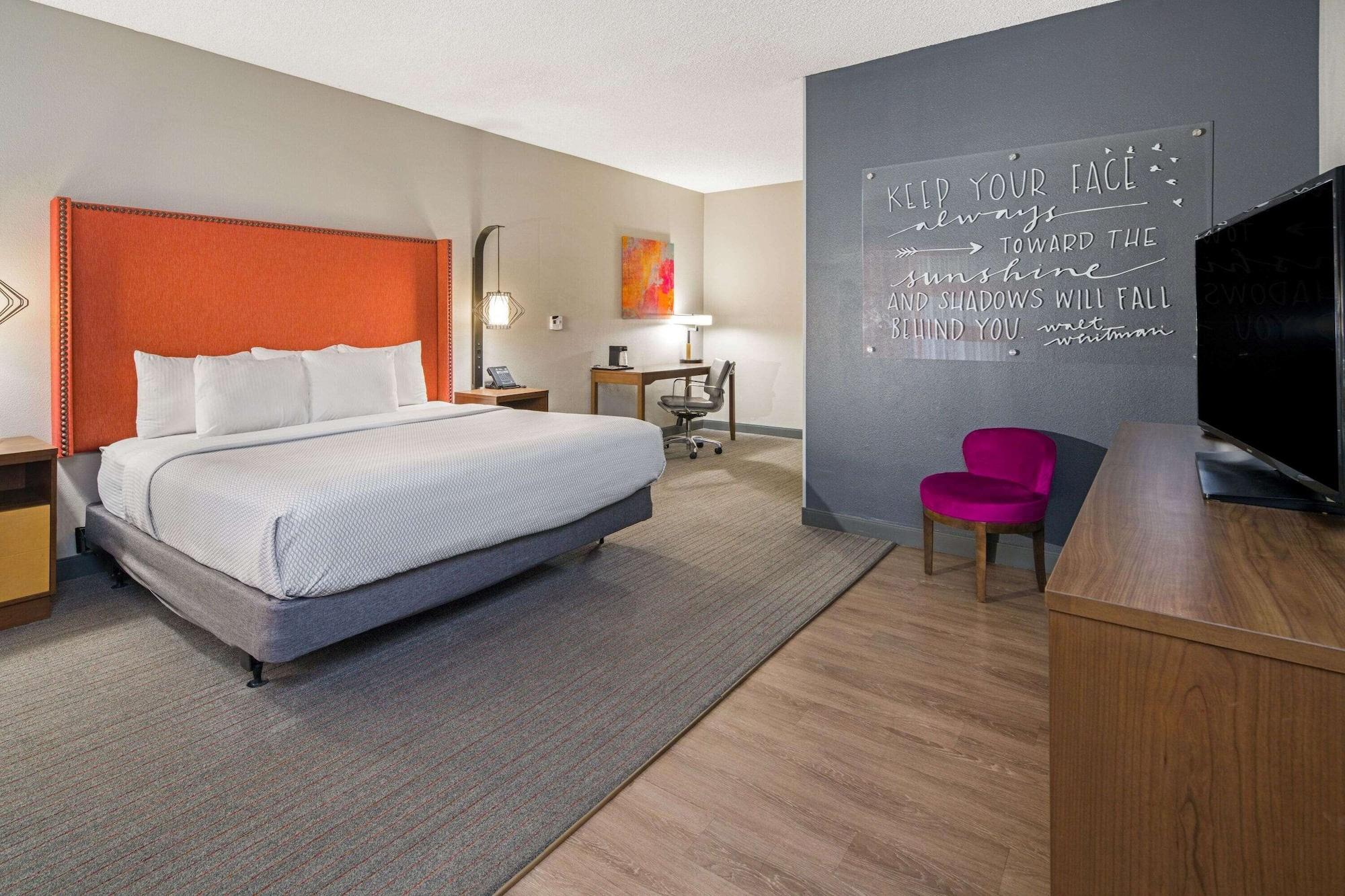 La Quinta By Wyndham Orange County Airport Hotel Santa Ana Ngoại thất bức ảnh