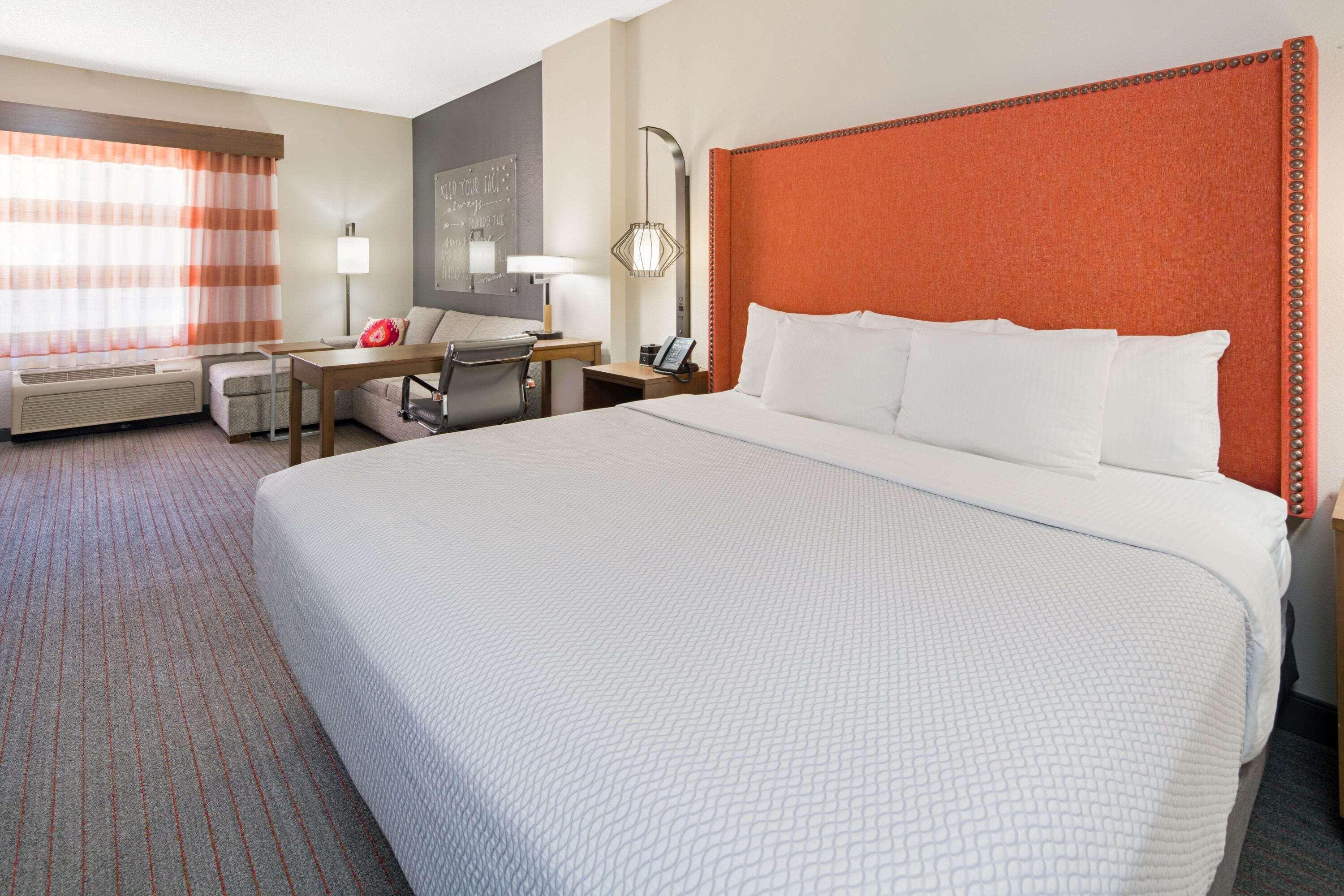 La Quinta By Wyndham Orange County Airport Hotel Santa Ana Ngoại thất bức ảnh