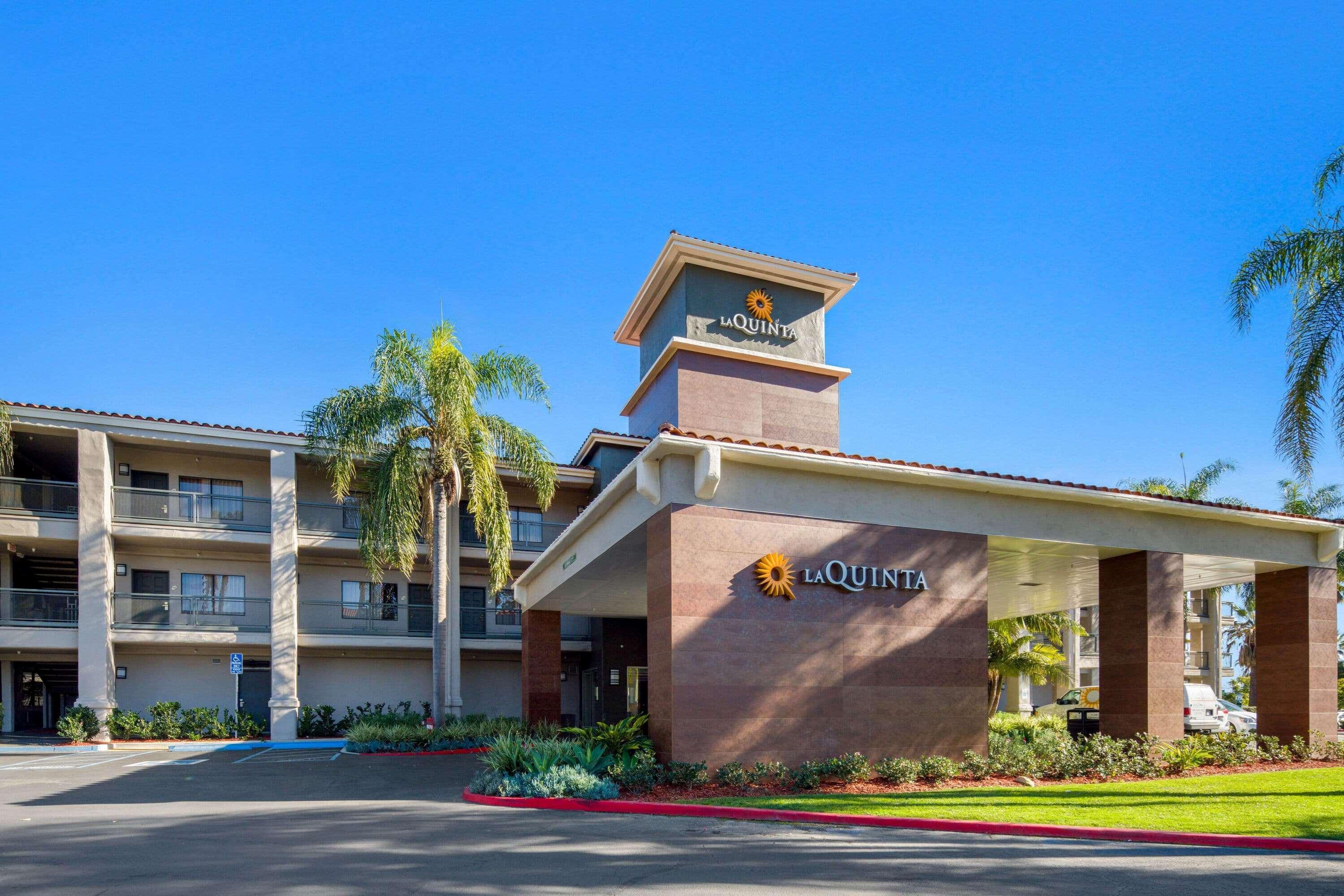 La Quinta By Wyndham Orange County Airport Hotel Santa Ana Ngoại thất bức ảnh
