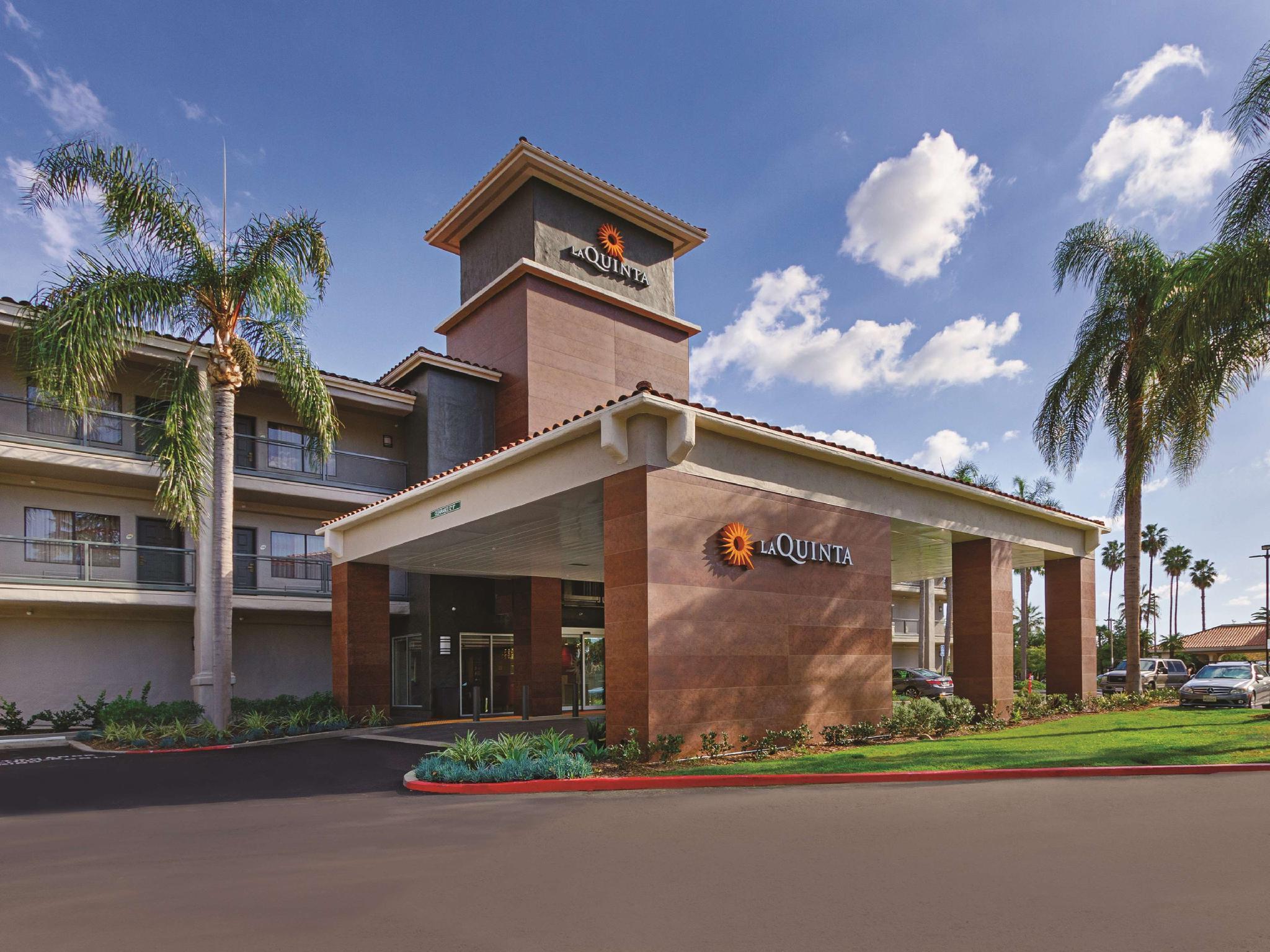 La Quinta By Wyndham Orange County Airport Hotel Santa Ana Ngoại thất bức ảnh