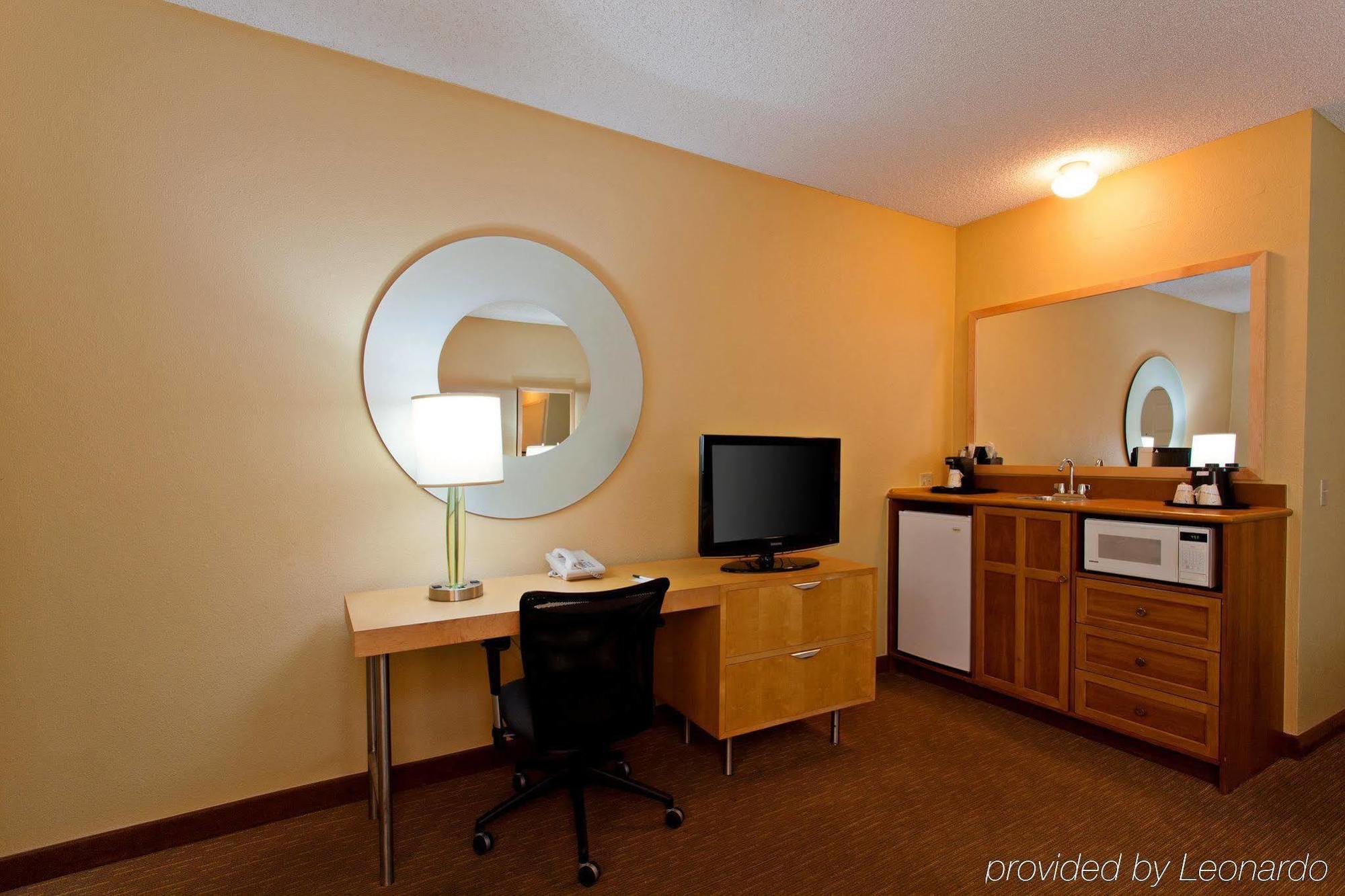 La Quinta By Wyndham Orange County Airport Hotel Santa Ana Ngoại thất bức ảnh
